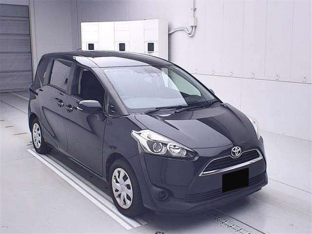 TOYOTA SIENTA 2016