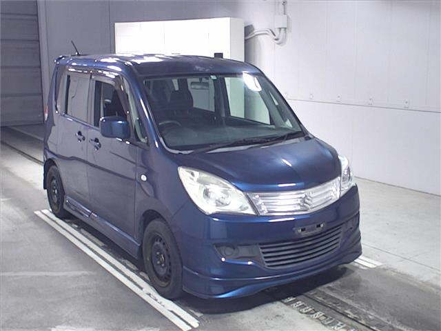 SUZUKI SOLIO 2011