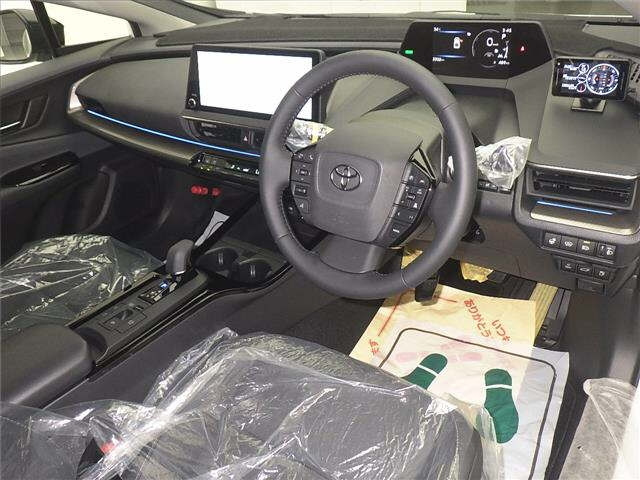 TOYOTA PRIUS 2024