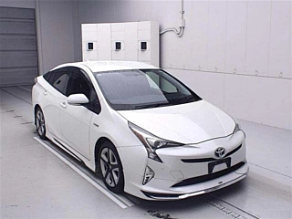 TOYOTA PRIUS 2017