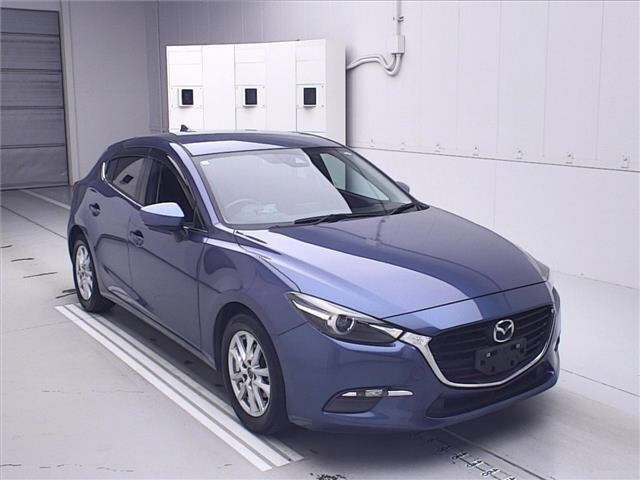 MAZDA AXELA 2016