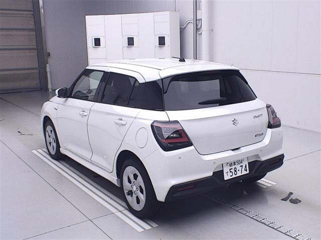SUZUKI SWIFT 2024
