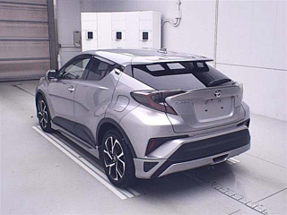 TOYOTA C-HR 2018
