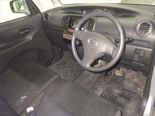 DAIHATSU TANTO 2013