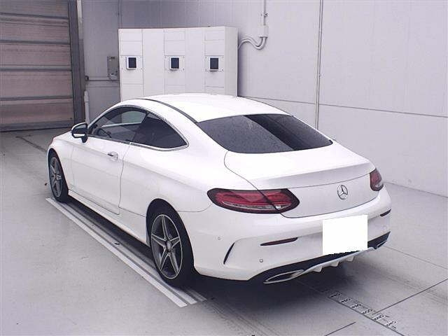 MERCEDES BENZ C CLASS 2016