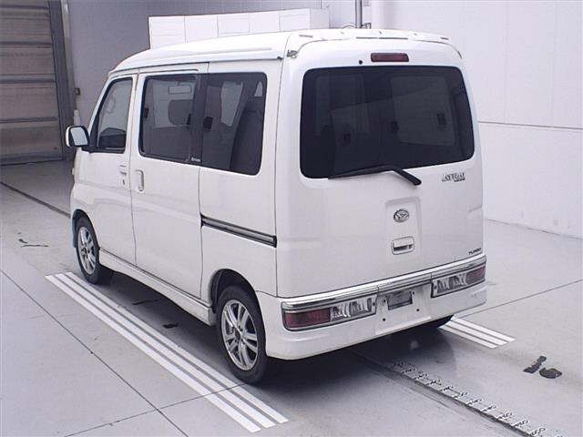 DAIHATSU ATRAI WAGON 2010