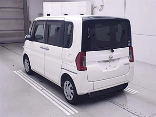 DAIHATSU TANTO 2018