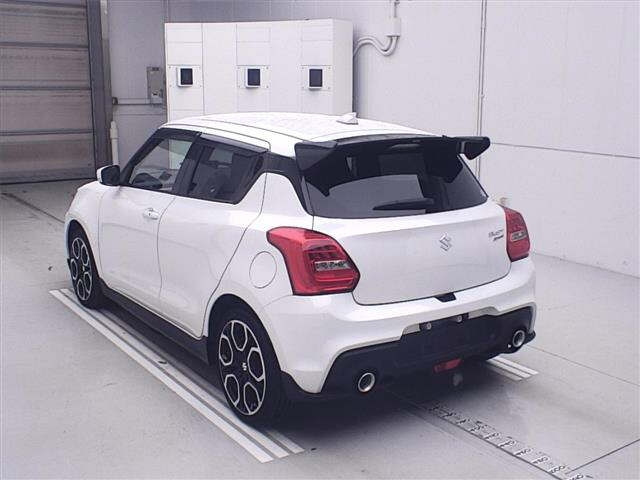 SUZUKI SWIFT 2018