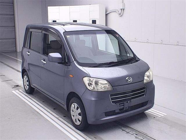 DAIHATSU TANTO EXE 2010