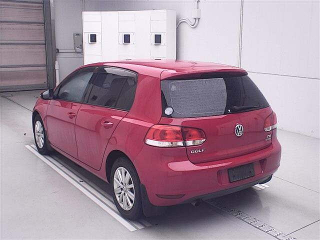VOLKSWAGEN GOLF 2012
