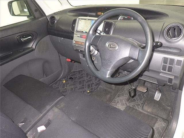 DAIHATSU TANTO 2008