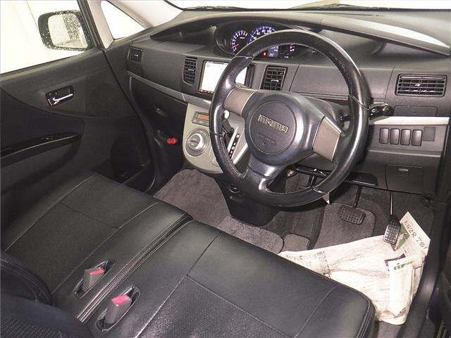 DAIHATSU MOVE 2010
