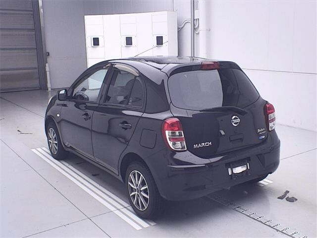 NISSAN MARCH 2011