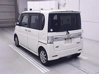 DAIHATSU TANTO 2012