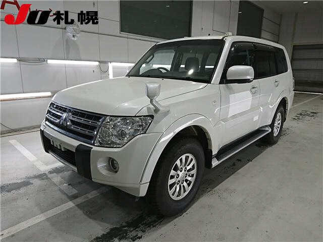 MITSUBISHI PAJERO 2011