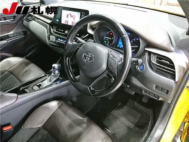 TOYOTA C-HR 2017