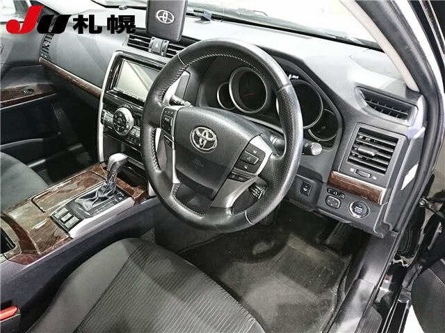 TOYOTA MARK X 2019