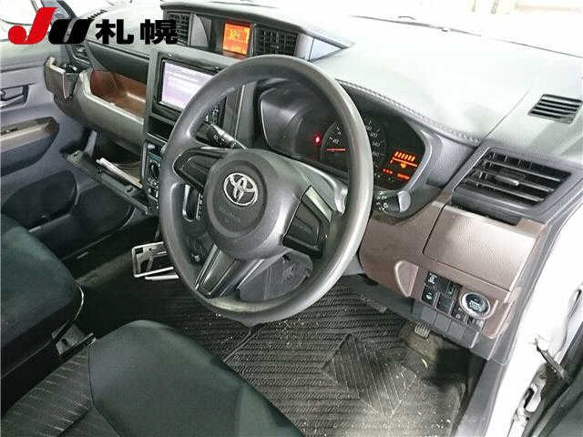 TOYOTA TANK 2018