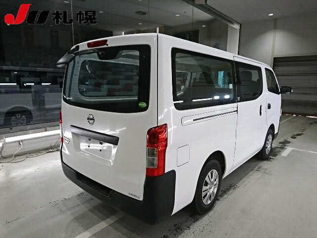 NISSAN CARAVAN VAN 2018