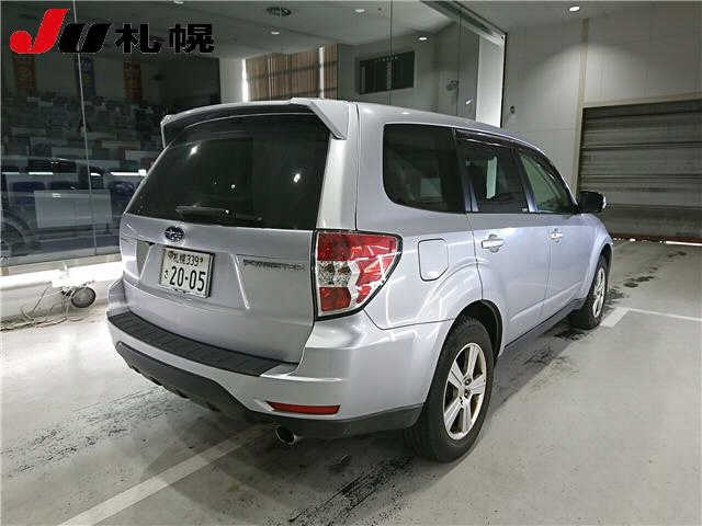SUBARU FORESTER 2012