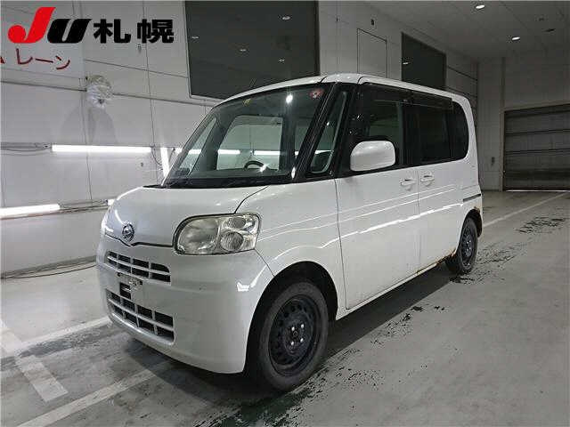 DAIHATSU TANTO 2010
