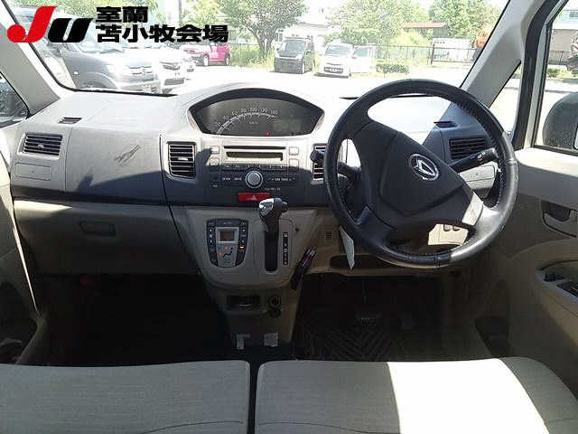 DAIHATSU MOVE 2010