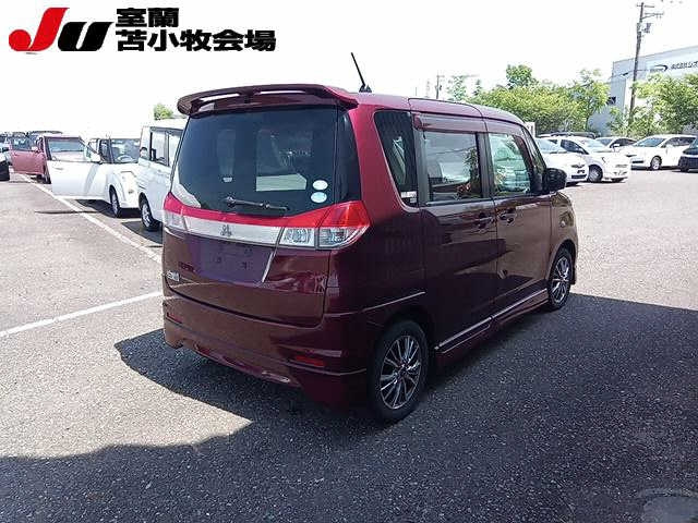 MITSUBISHI DELICA D2 2012