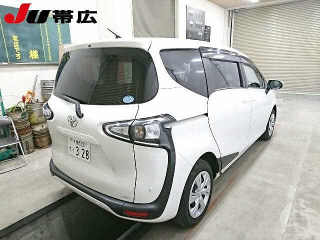 TOYOTA SIENTA 2019