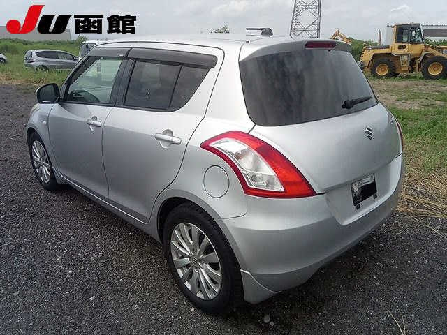 SUZUKI SWIFT 2011