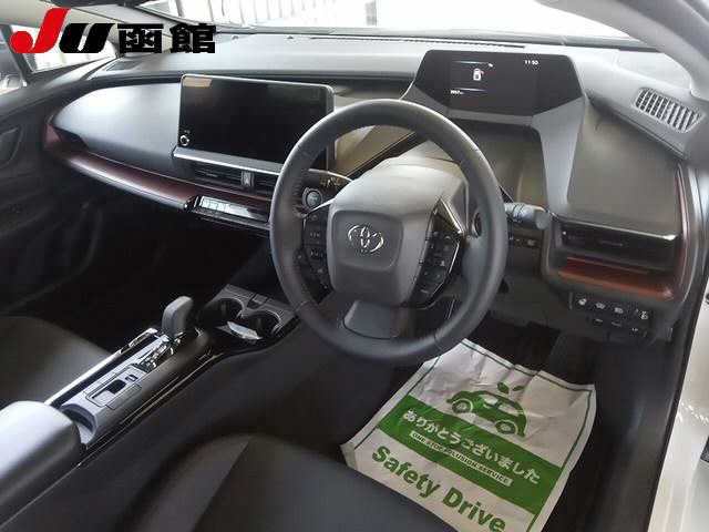 TOYOTA PRIUS 2023