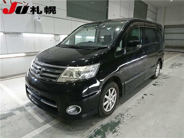 NISSAN SERENA 2010