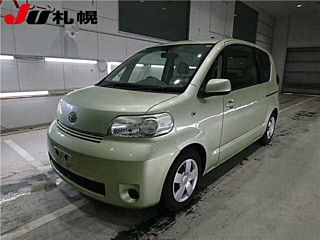 TOYOTA PORTE 2011