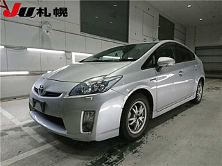 TOYOTA PRIUS 2011