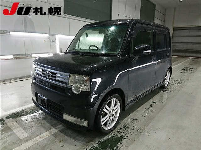 TOYOTA PIXIS SPACE 2014