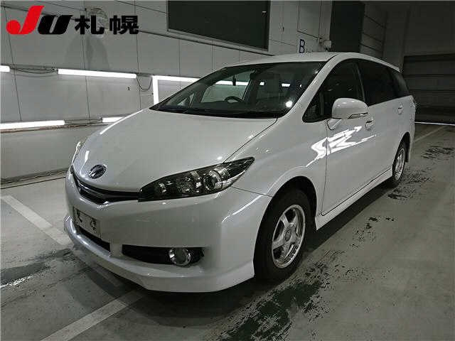 TOYOTA WISH 2014