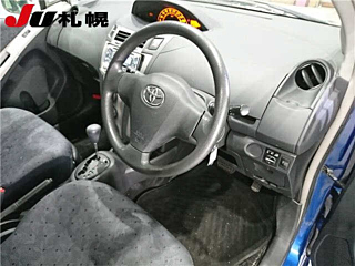 TOYOTA VITZ 2008