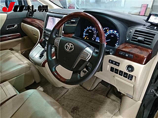 TOYOTA ALPHARD 2008