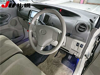 DAIHATSU TANTO 2008