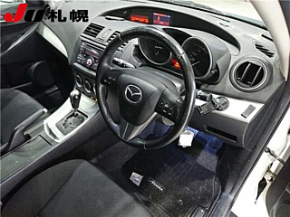 MAZDA AXELA 2011
