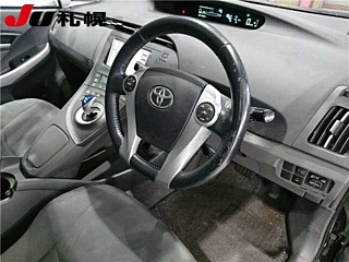 TOYOTA PRIUS 2010