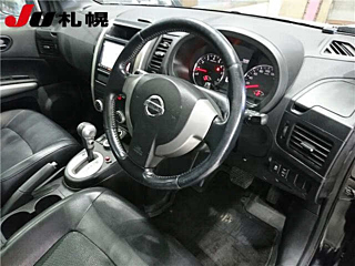 NISSAN X-TRAIL 2011