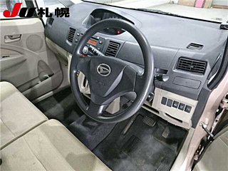DAIHATSU MOVE 2012