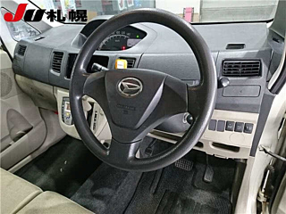 DAIHATSU MOVE 2012