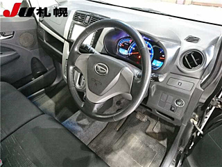 DAIHATSU MOVE 2013