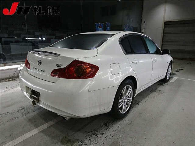 NISSAN SKYLINE 2011