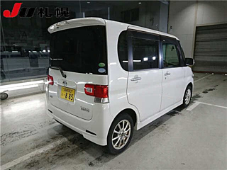 DAIHATSU TANTO 2013