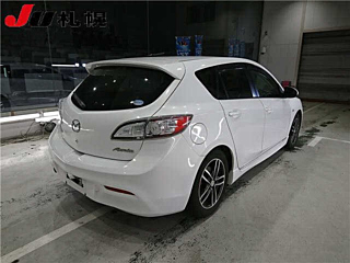 MAZDA AXELA 2011