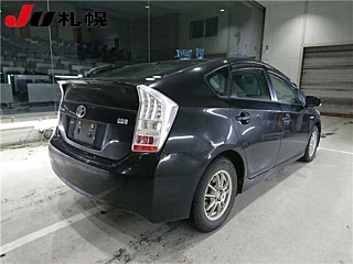 TOYOTA PRIUS 2010