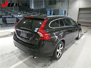 VOLVO V60 2013