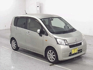 DAIHATSU MOVE 2013